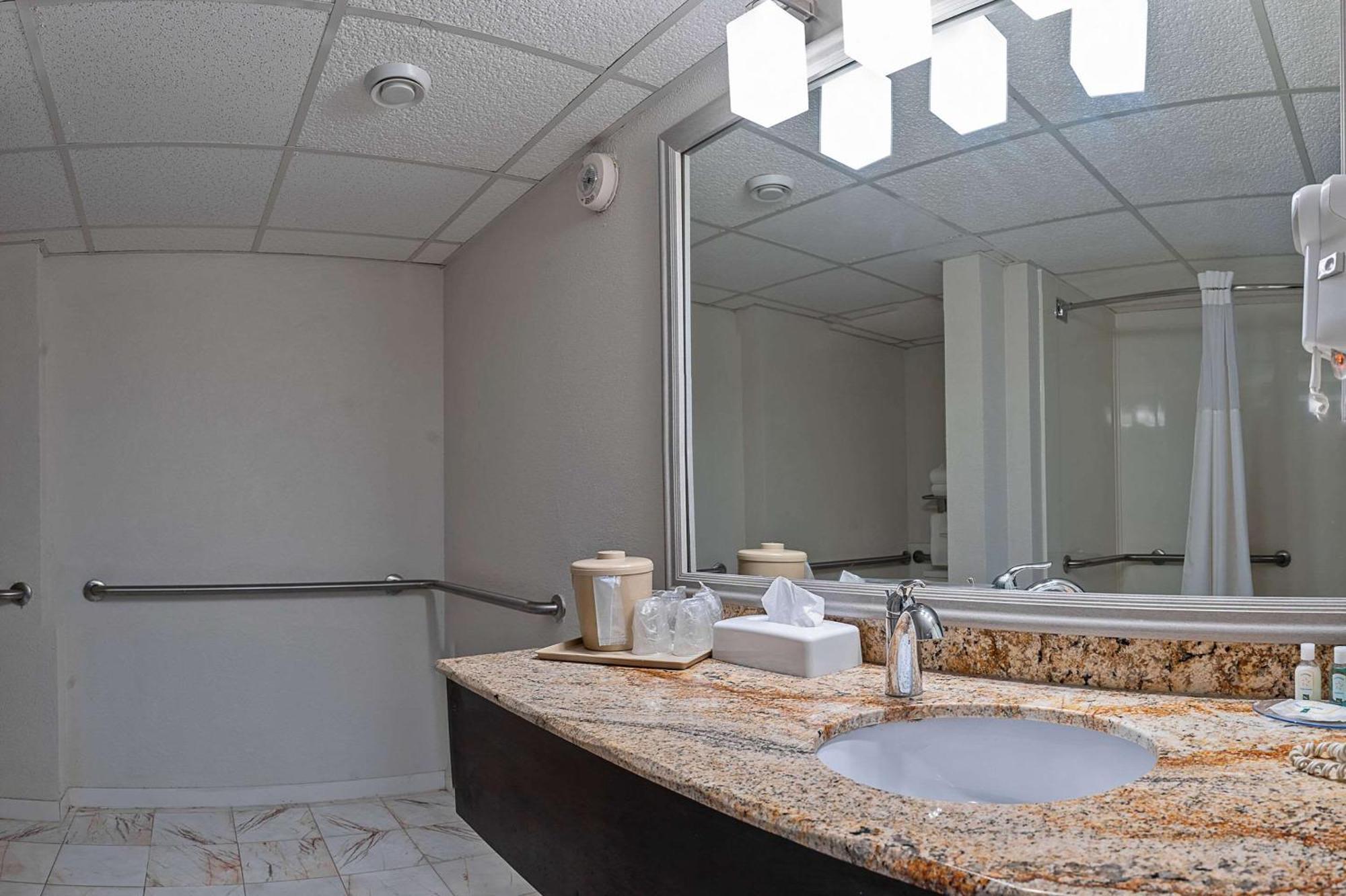 Quality Inn Milan-Sandusky Esterno foto